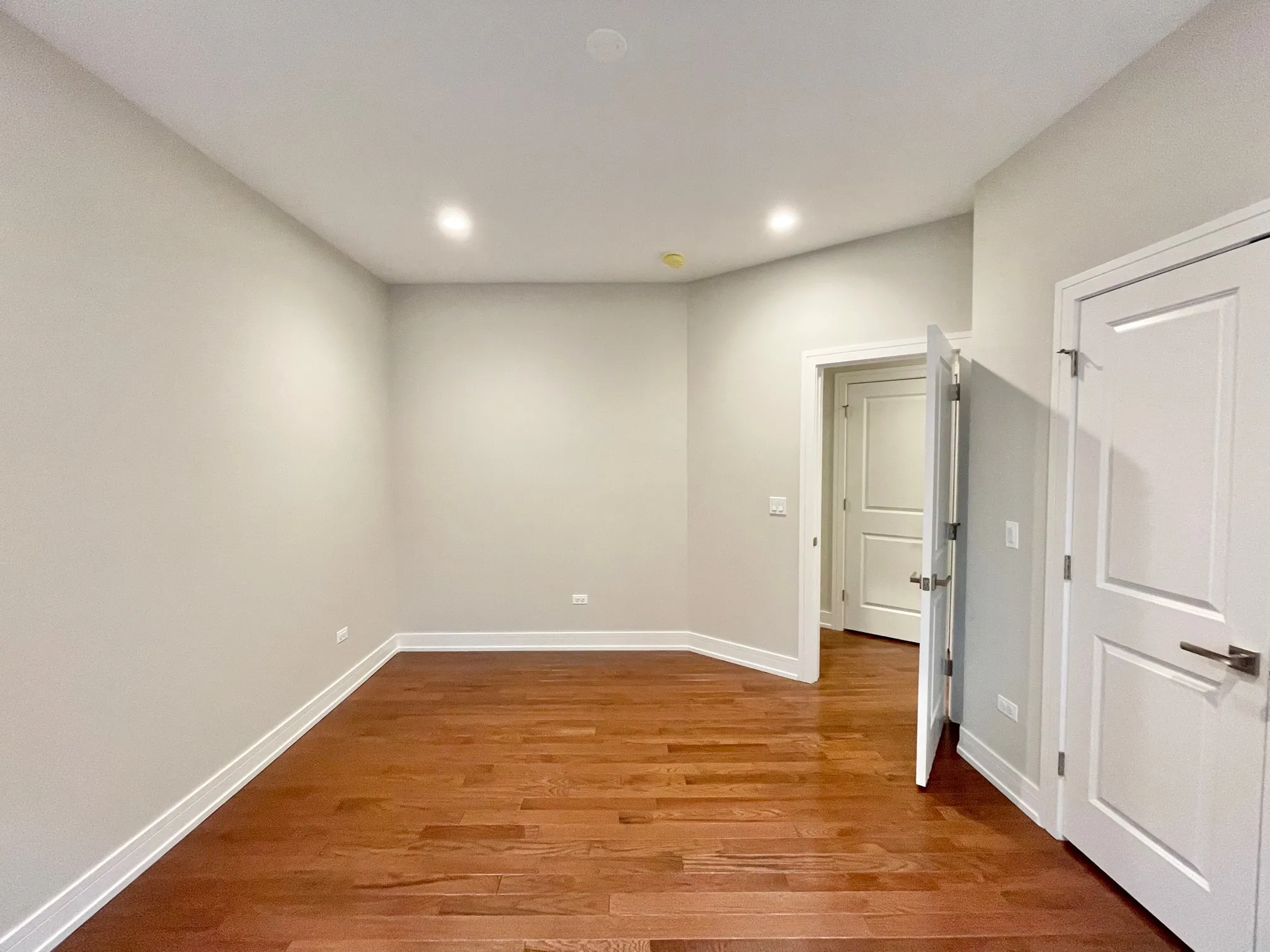 4641 N MALDEN ST 60640-Malden Apartments-unit#1-Chicago-IL