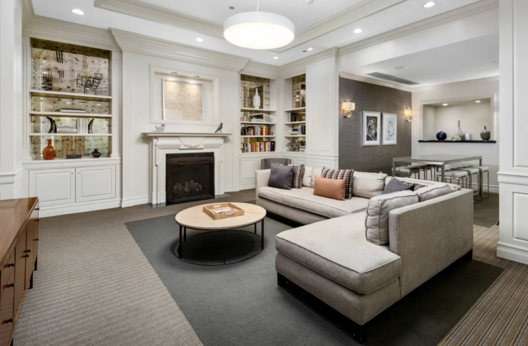 200 E CHESTNUT 60611-The Seneca-unit#322-Chicago-IL