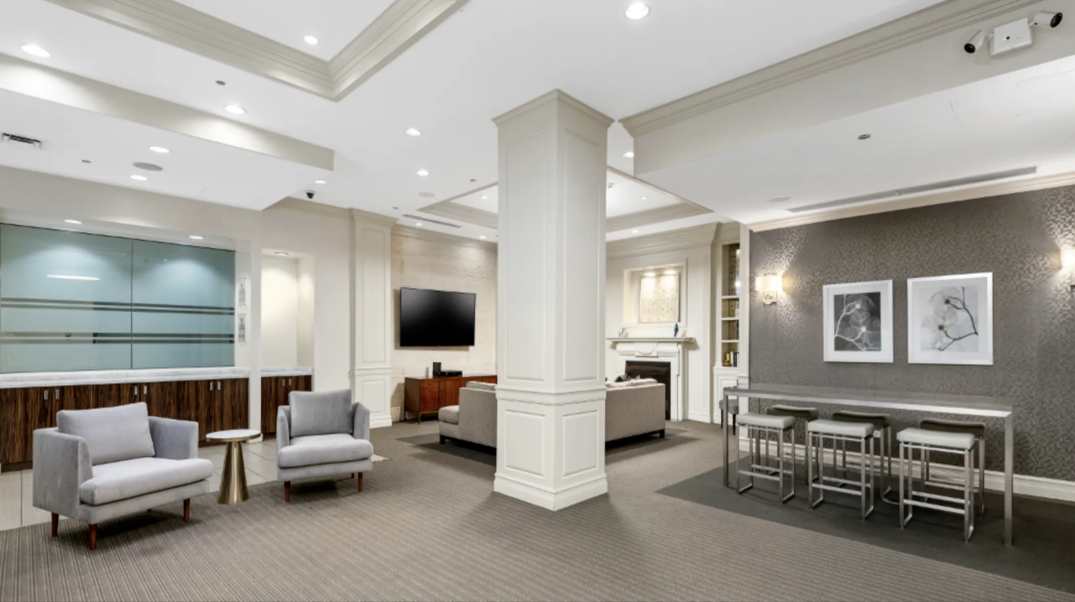 200 E CHESTNUT 60611-The Seneca-unit#322-Chicago-IL