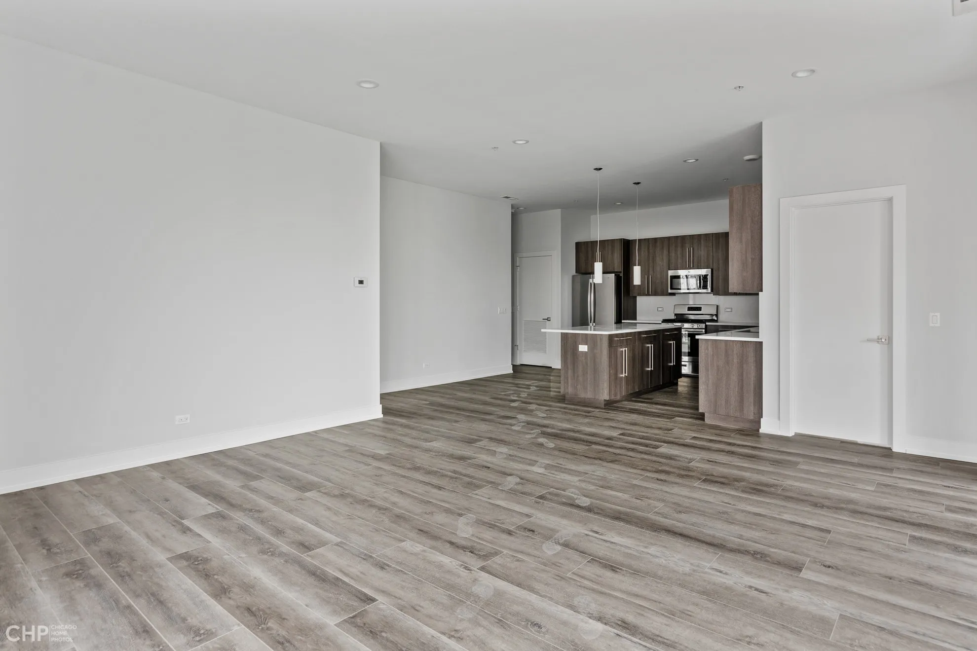 1957 N FAIRFIELD AVE 60647-unit#2I-Chicago-IL