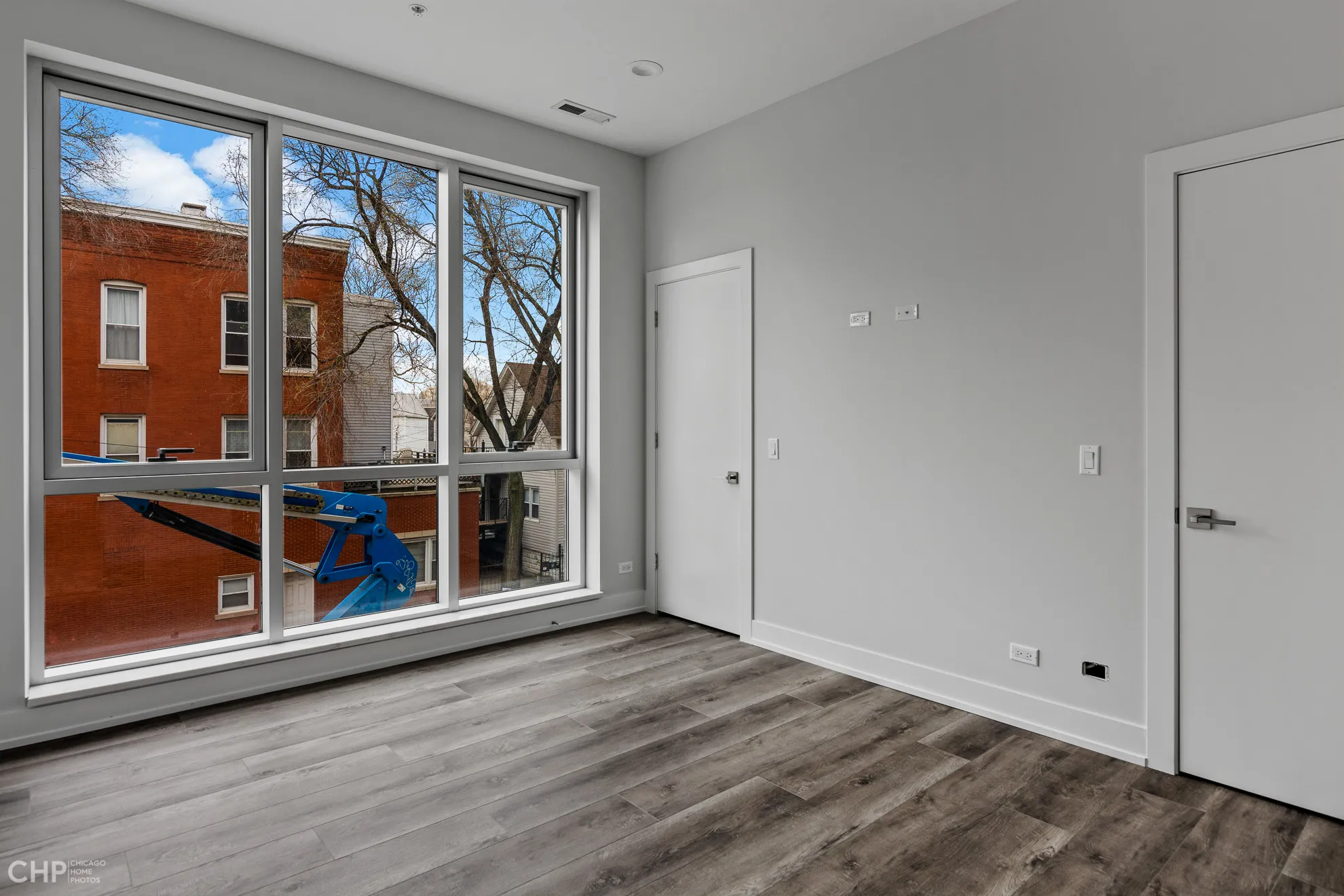 1957 N FAIRFIELD AVE 60647-unit#2I-Chicago-IL