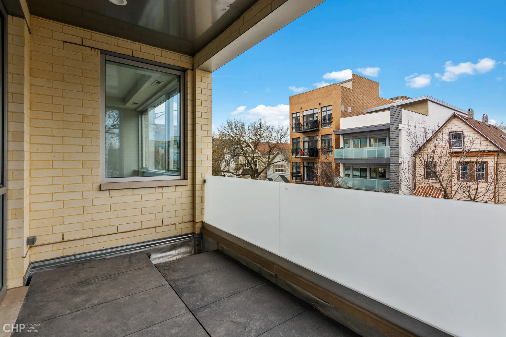 1957 N FAIRFIELD AVE 60647-unit#2I-Chicago-IL