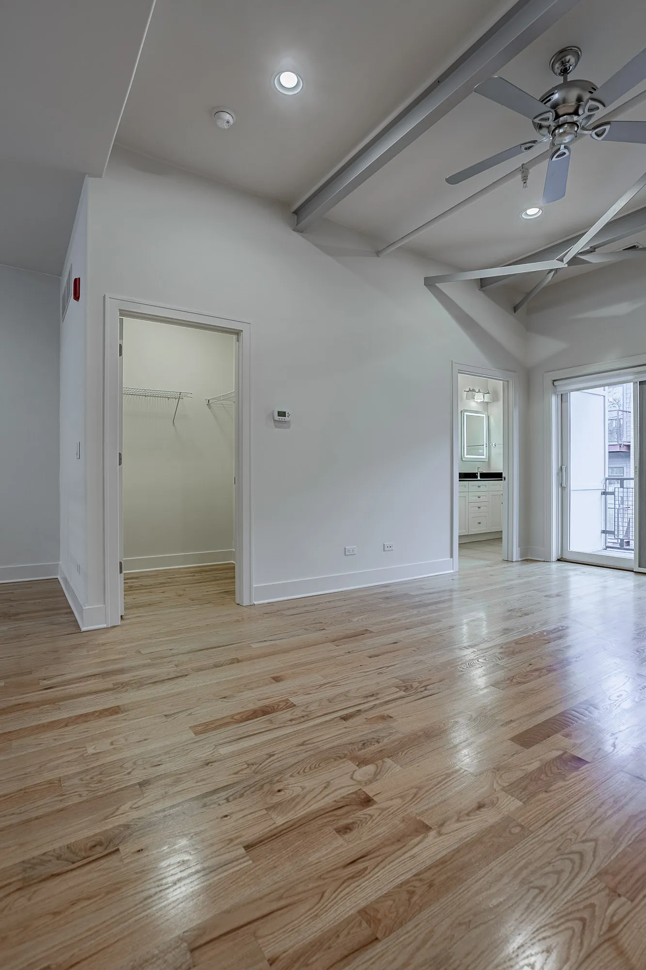 2100  GREENWOOD ST 60201-unit#0202-Evanston-IL