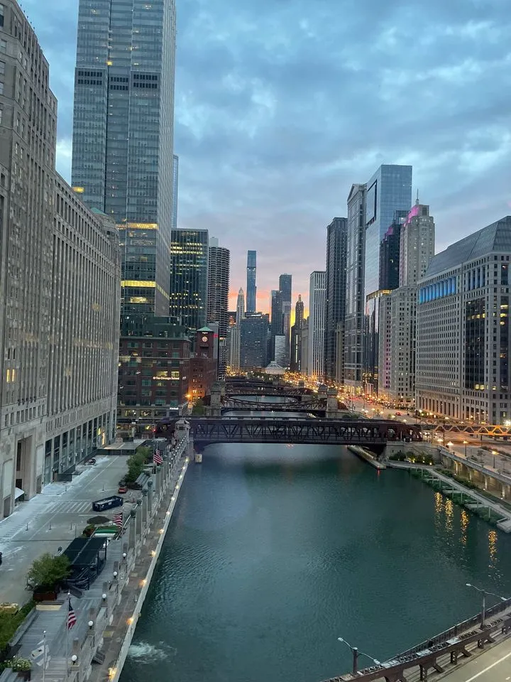 313 W WOLF POINT PLAZA 60654-Wolf Point East-unit#701-Chicago-IL