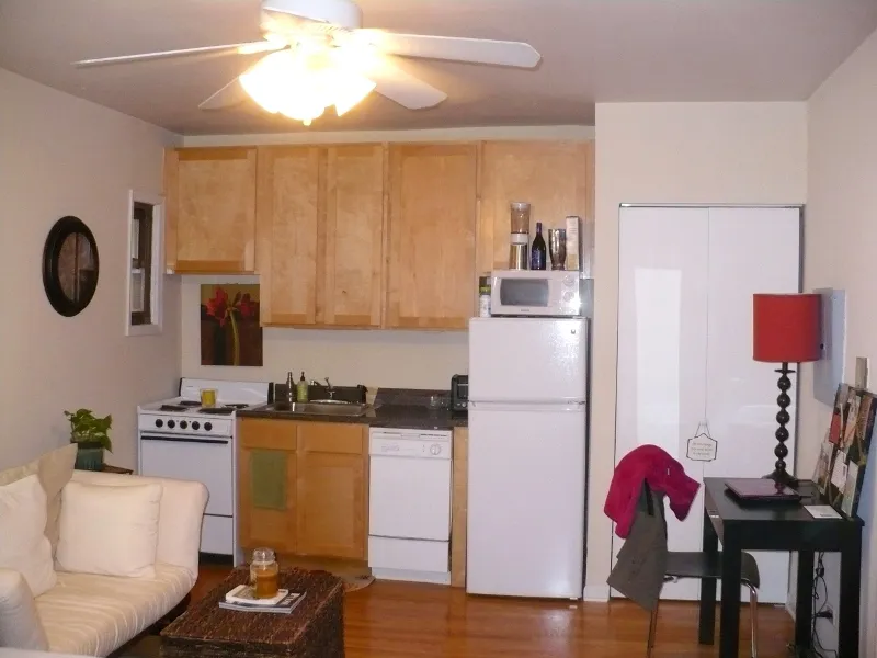 2146 N DAYTON ST 60614-unit#203-Chicago-IL