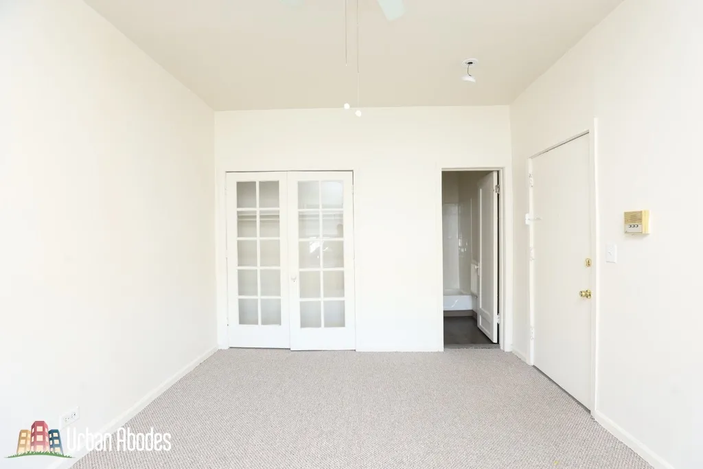 3957 W IRVING PARK RD 60618-unit#206-Chicago-IL