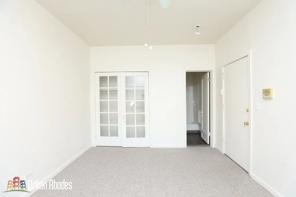 3957 W IRVING PARK RD 60618-unit#206-Chicago-IL