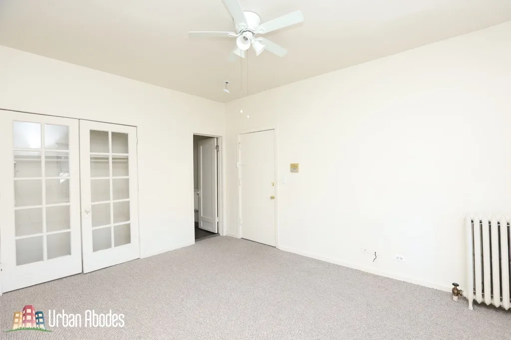 3957 W IRVING PARK RD 60618-unit#206-Chicago-IL