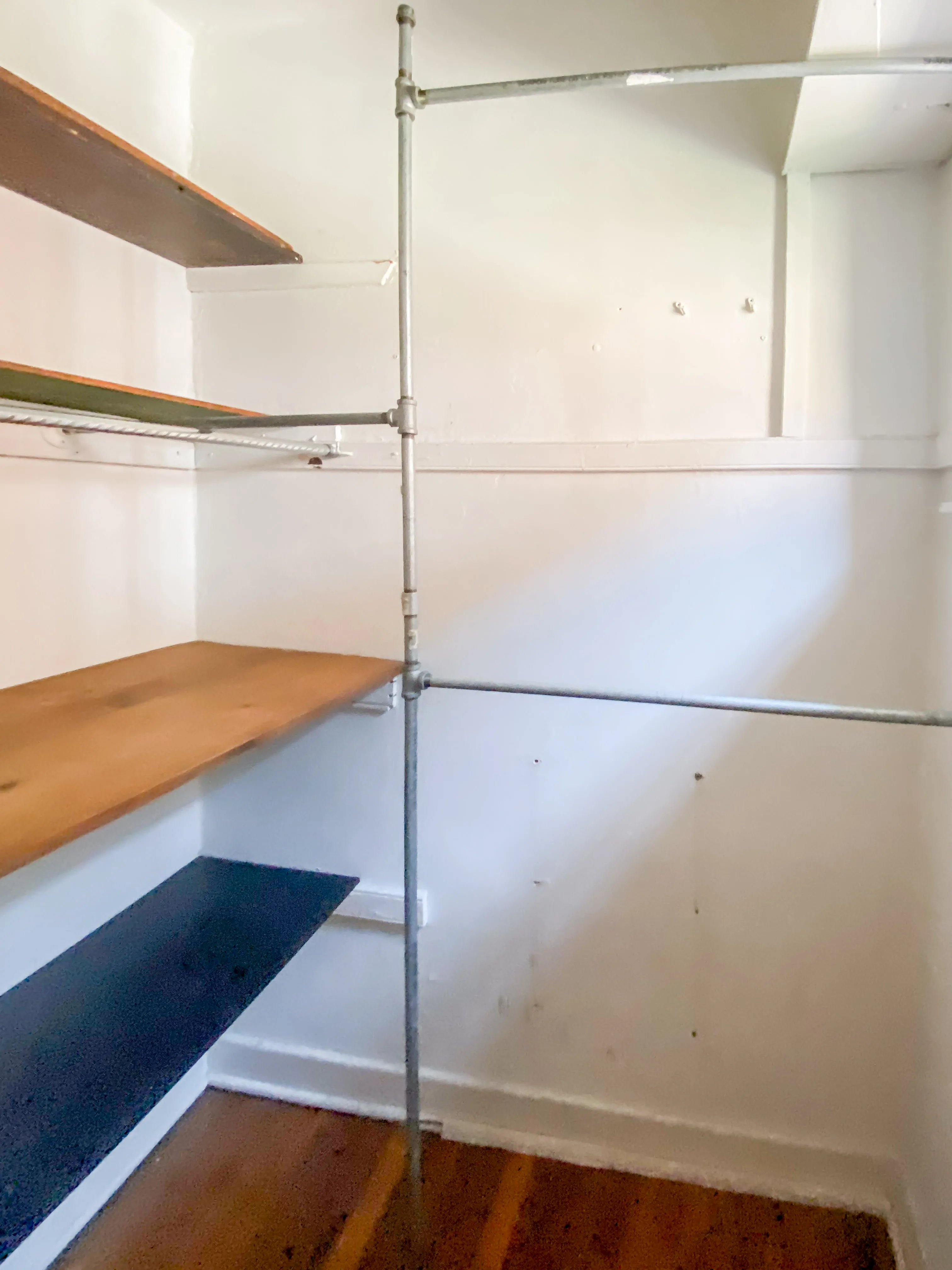 3521 N BROADWAY AVE 60657-unit#1E-Chicago-IL