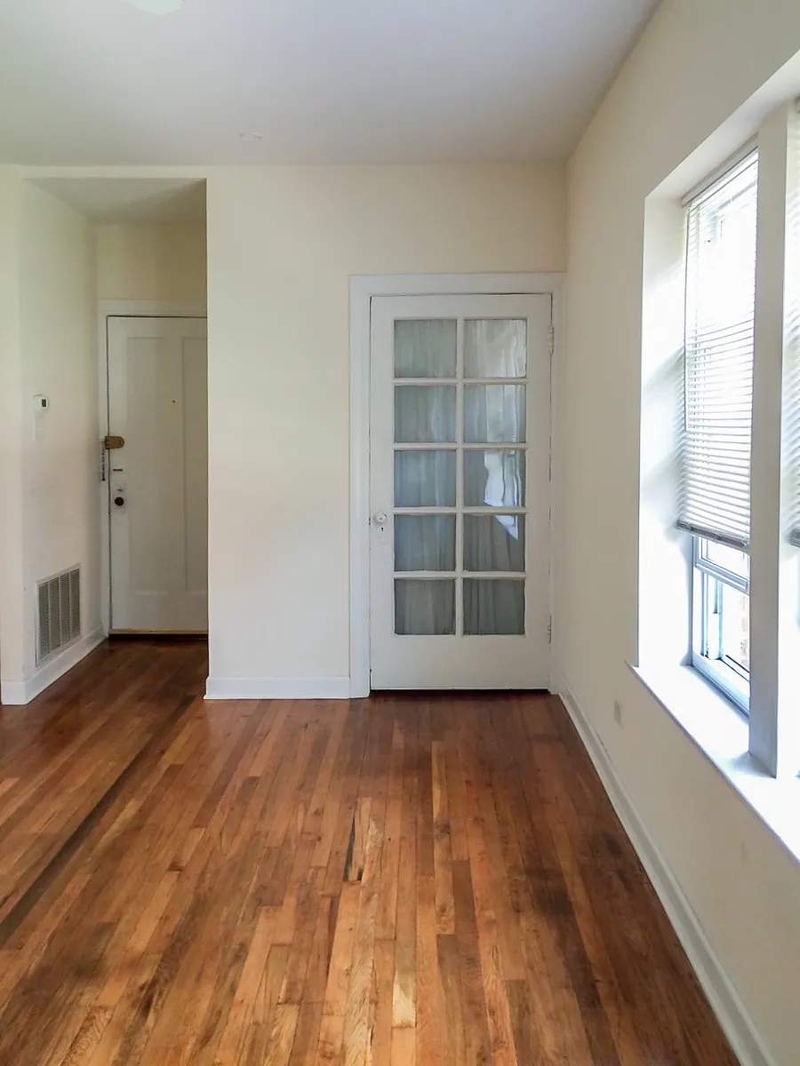 3521 N BROADWAY AVE 60657-unit#1E-Chicago-IL