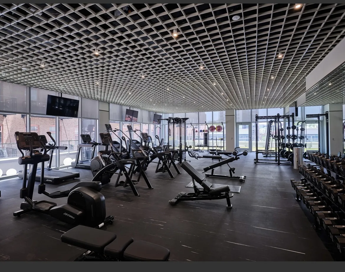 369 W GRAND AVE 60654-Luxury Short Term Sublease-unit#1310-Chicago-IL