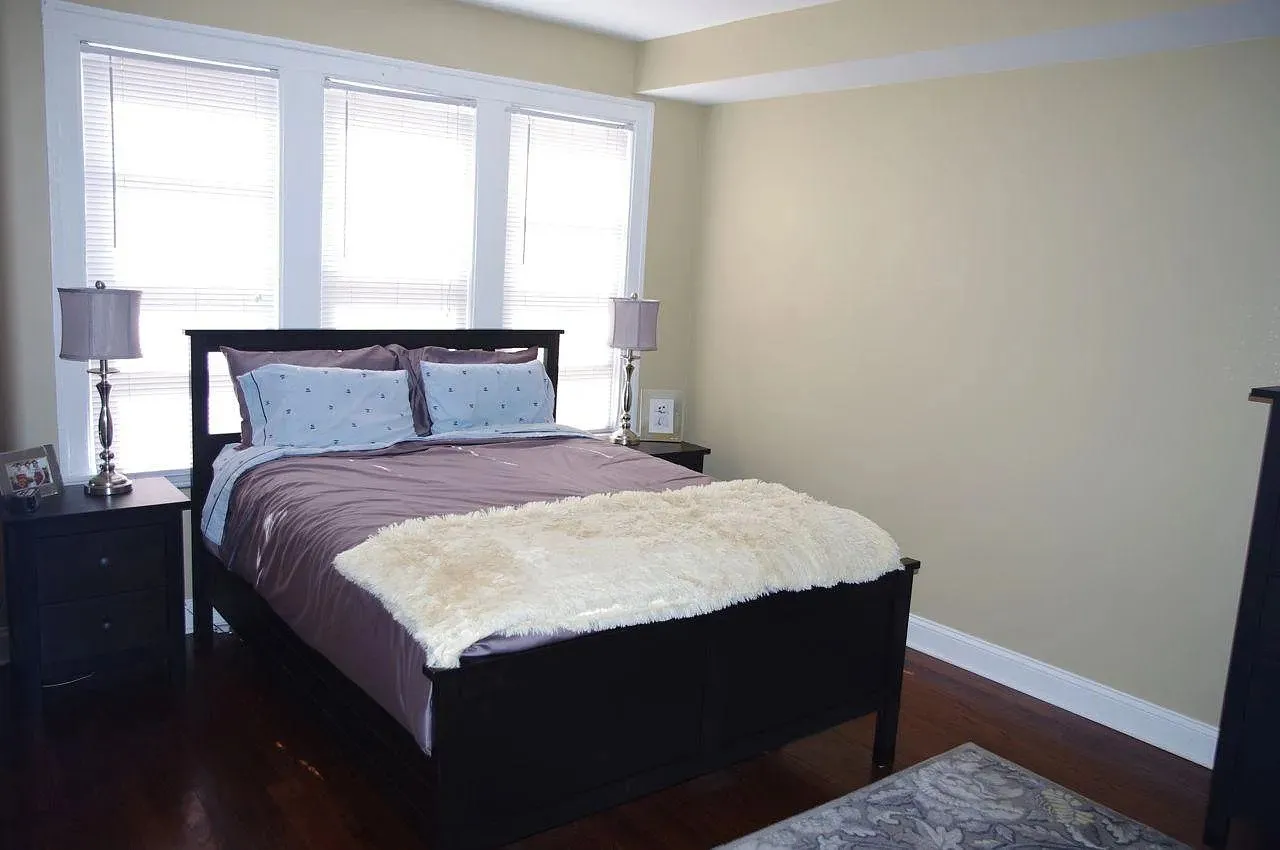 5700 N CLARK ST 60660-unit#2-Chicago-IL