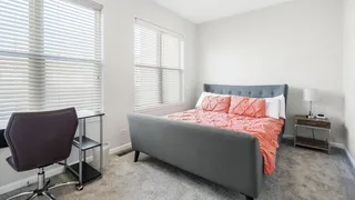 720 W EVERGREEN AVE 60610-Townhouse For Rent-Chicago-IL