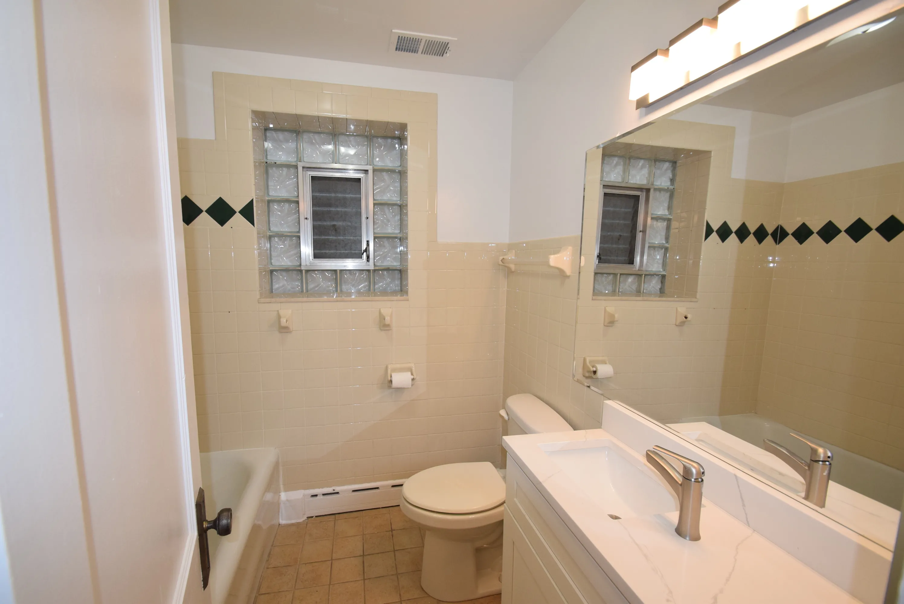 4111 N FRANCISCO AVE 60618-unit#1-Chicago-IL