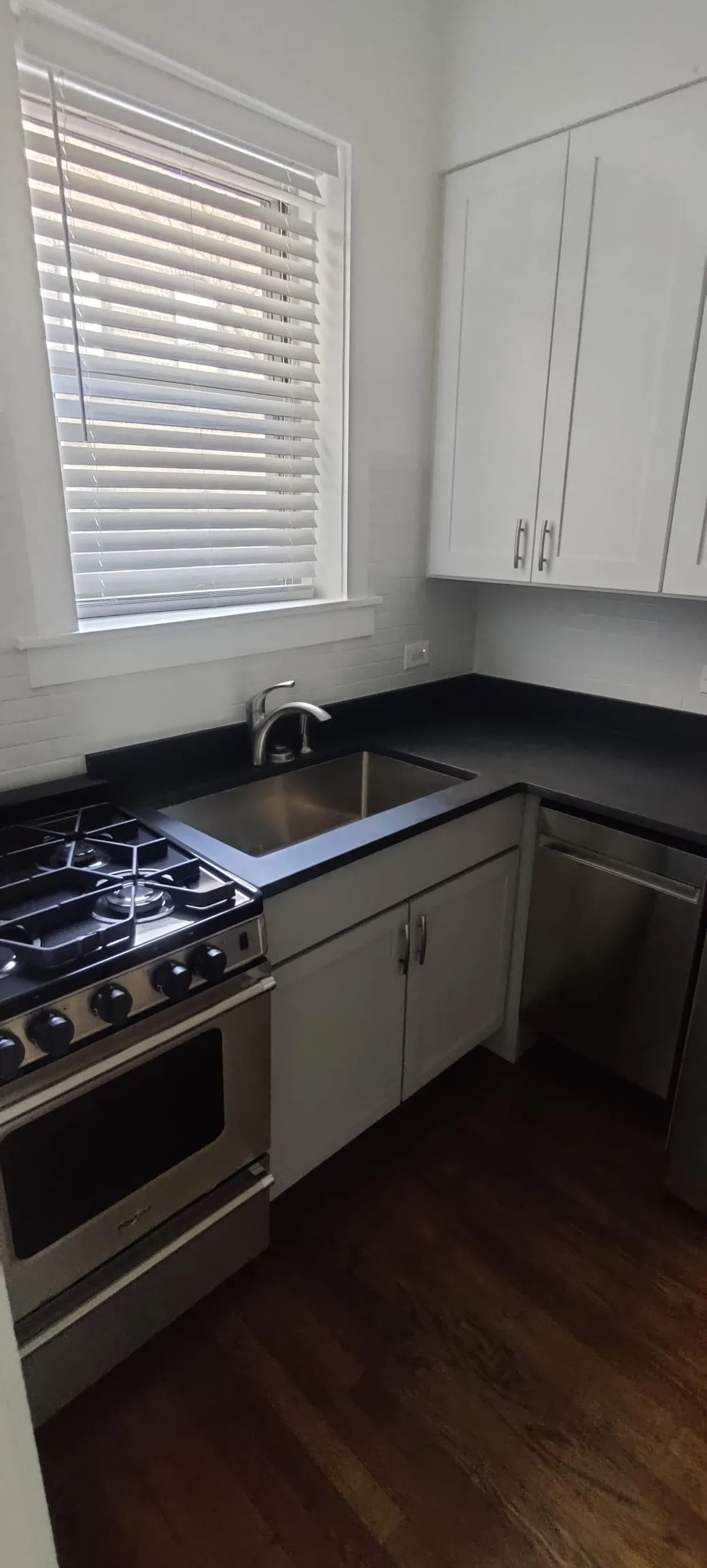 3030 N SHERIDAN RD 60657-unit#202-Chicago-IL