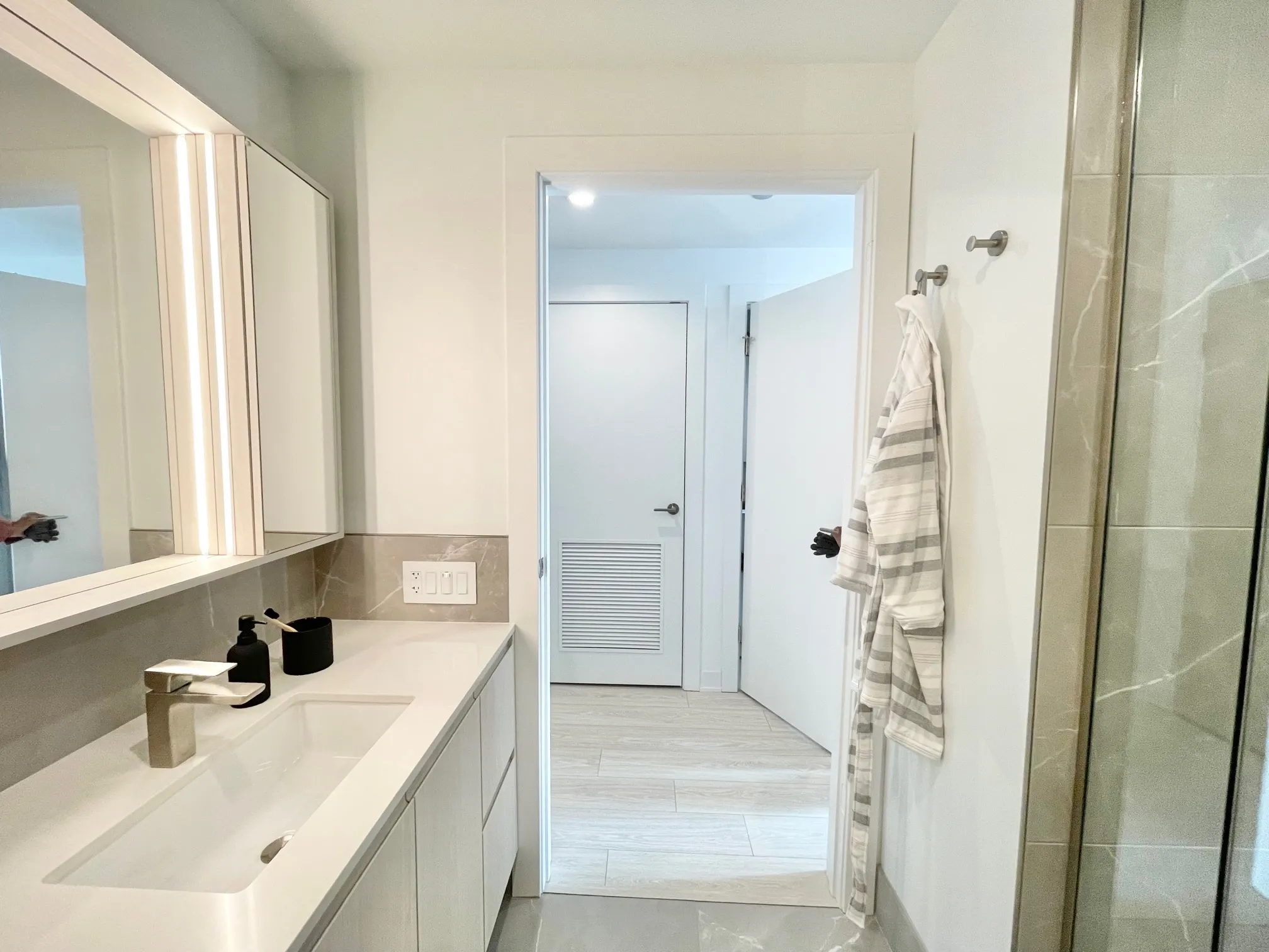 355 N HALSTED ST 60661-unit#AptS-Chicago-IL