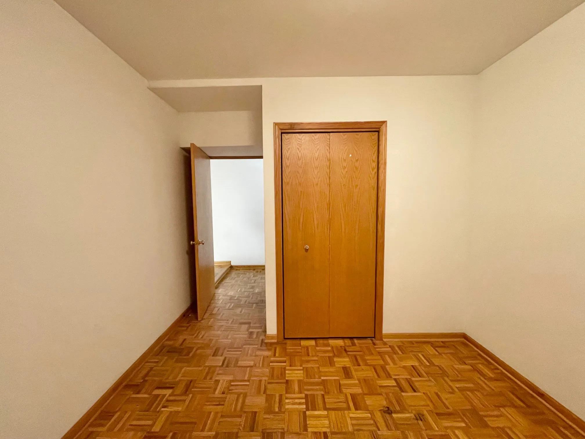 4103 N KENMORE AVE 60613-unit#GARDN-Chicago-IL