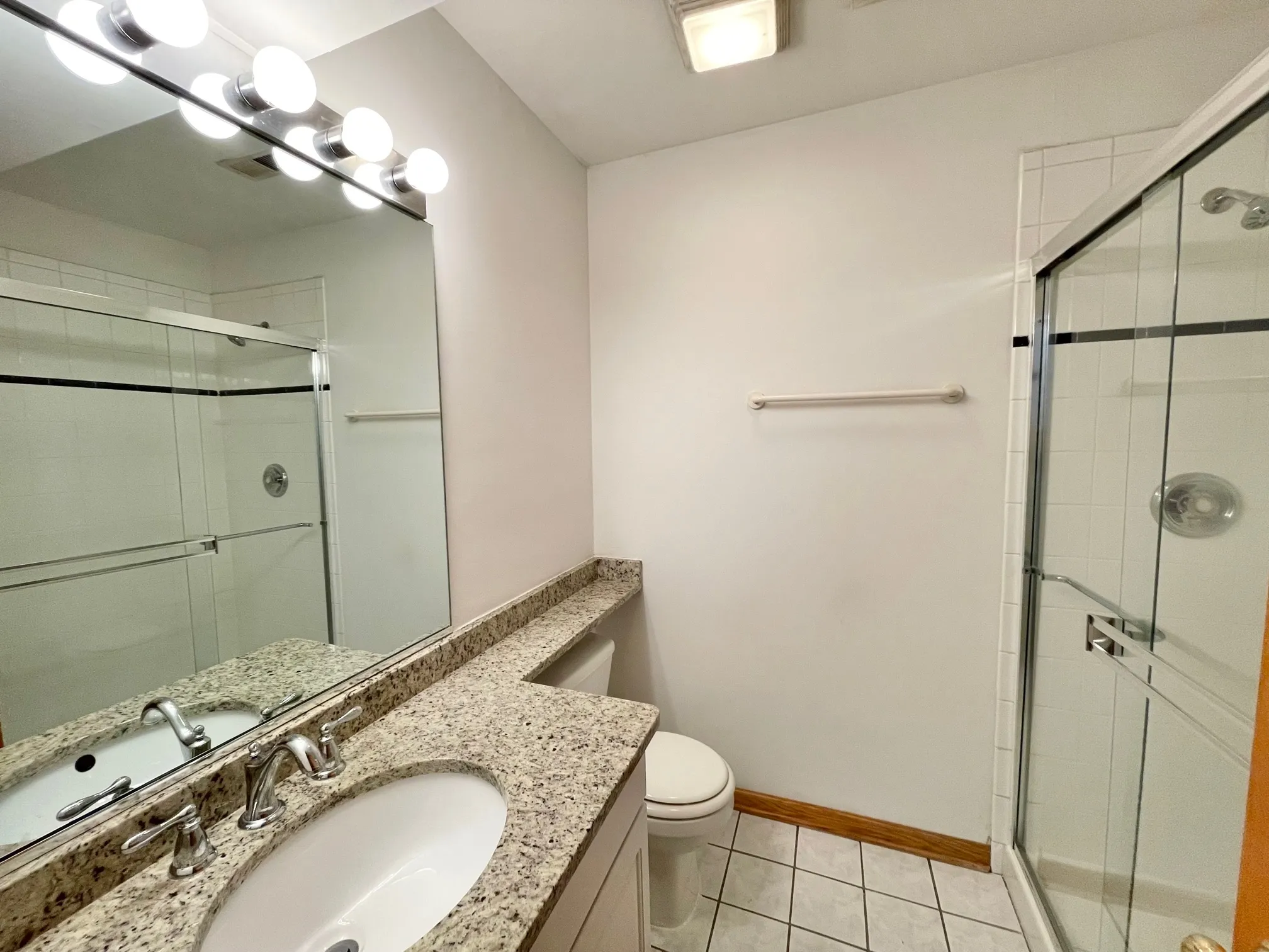 4103 N KENMORE AVE 60613-unit#GARDN-Chicago-IL