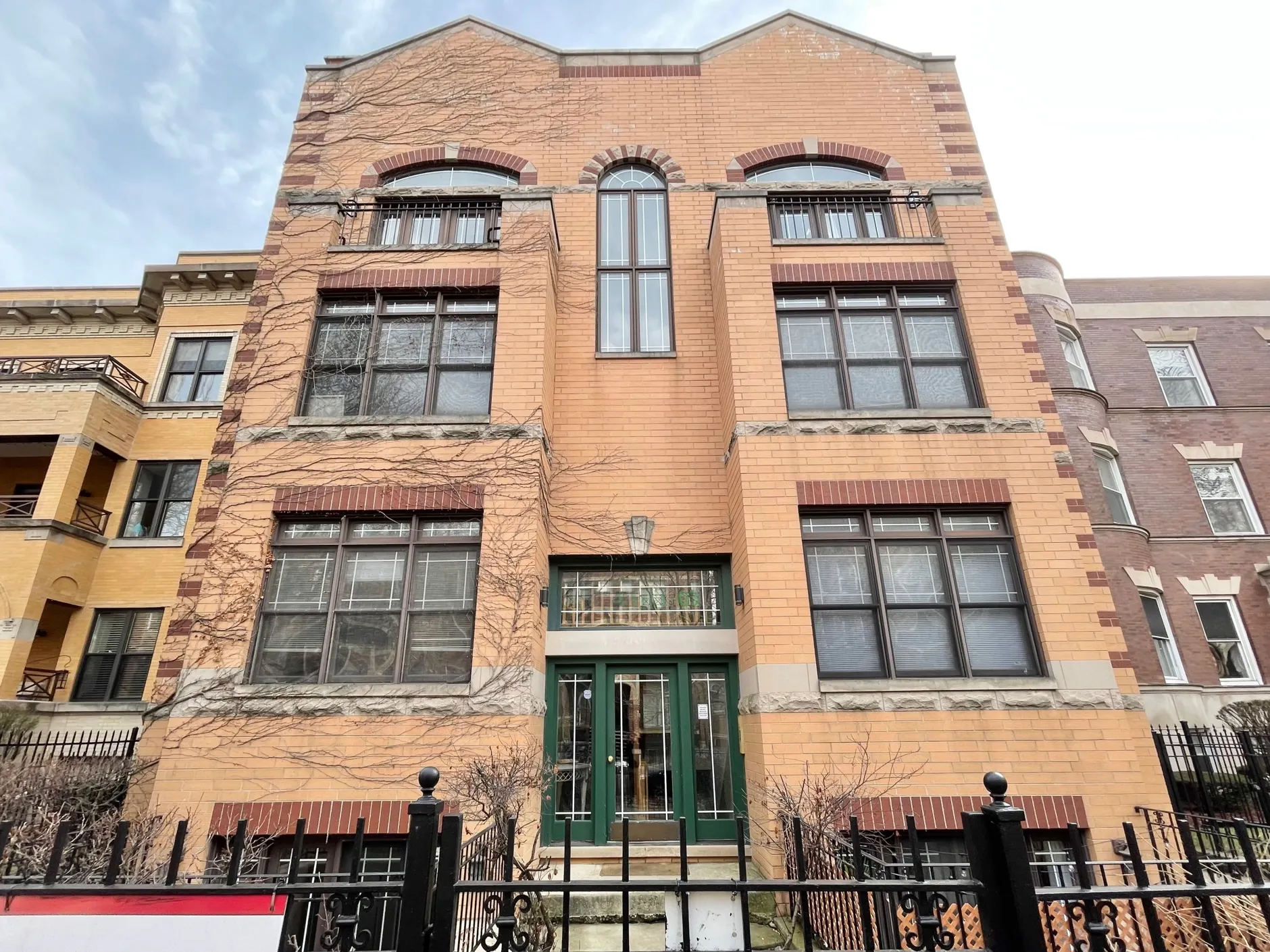 4103 N KENMORE AVE 60613-unit#GARDN-Chicago-IL