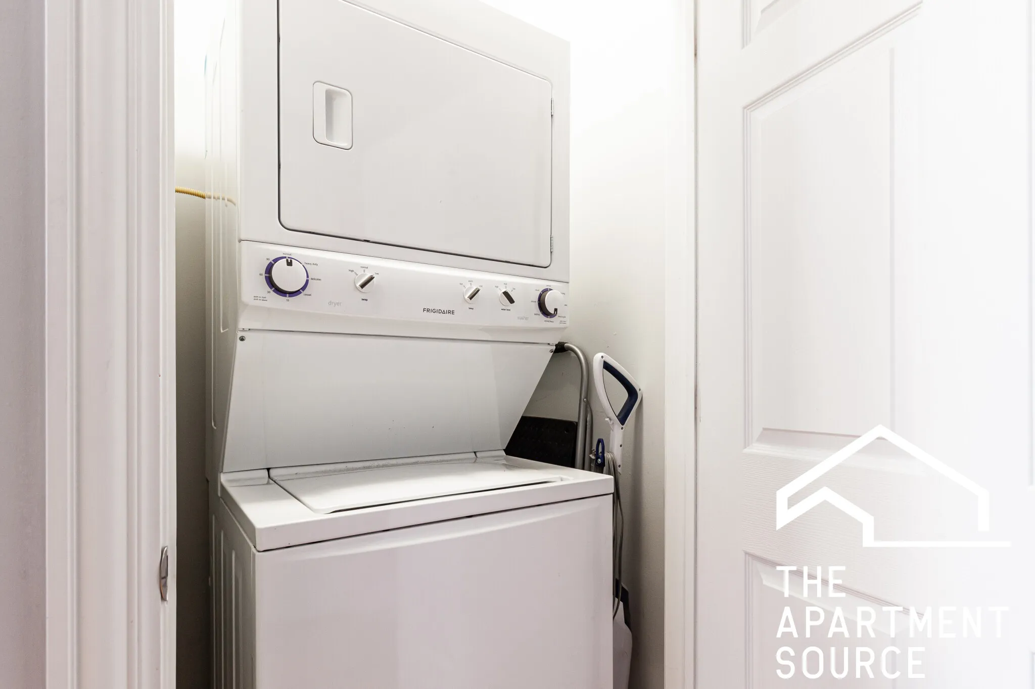 2752 W FULLERTON AVE 60647-unit#2E-Chicago-IL