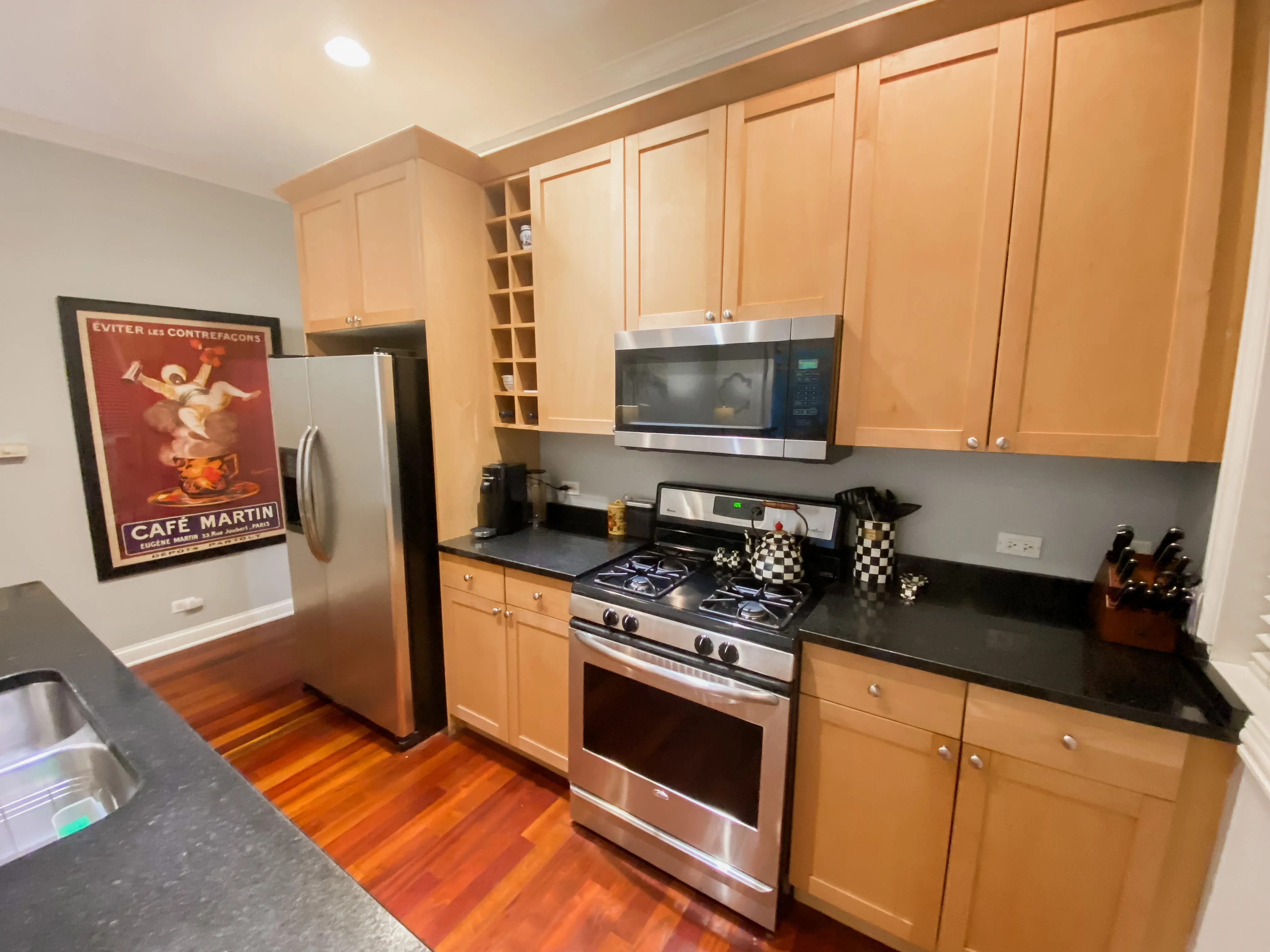 1877 N WINNEBAGO AVE 60647-unit#01-E-Chicago-IL