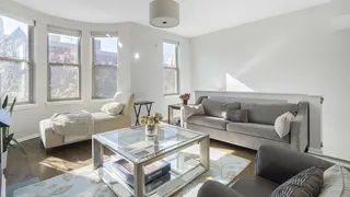 720 W EVERGREEN AVE 60610-Townhouse For Rent-Chicago-IL