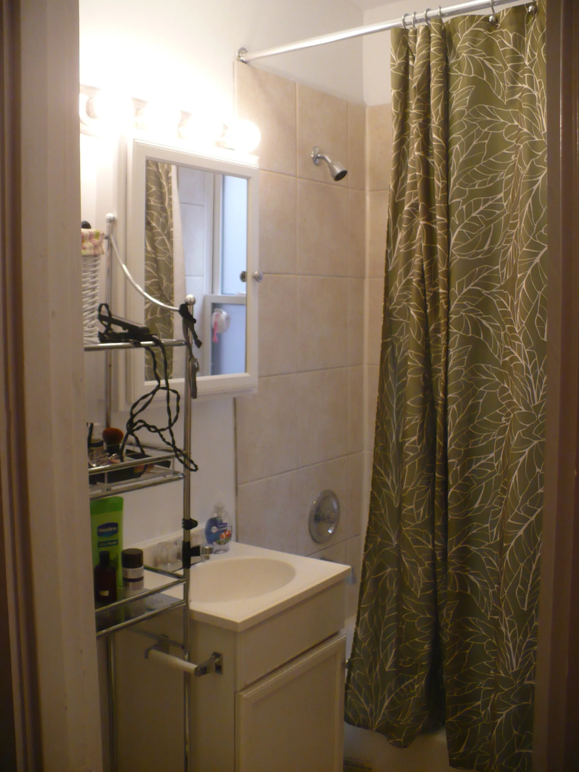 2146 N DAYTON ST 60614-unit#203-Chicago-IL