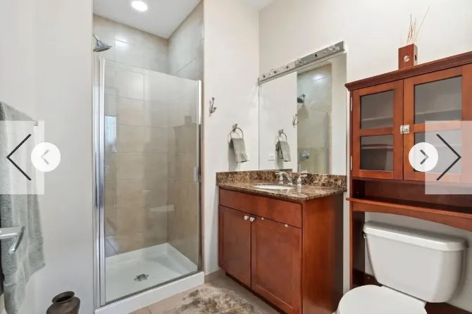 700 N LARRABEE ST 60654-Luxury Skyline & River Views w Balcony-unit#xxx-Chicago-IL