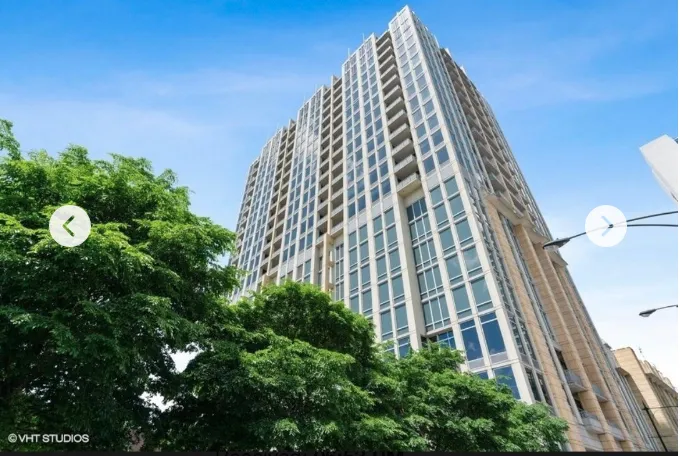 700 N LARRABEE ST 60654-Luxury Skyline & River Views w Balcony-unit#xxx-Chicago-IL