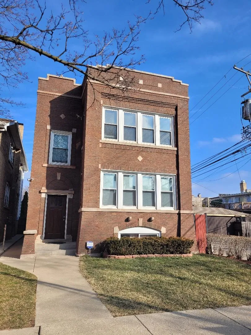 5214 W WELLINGTON AVE 60641-unit#1-Chicago-IL