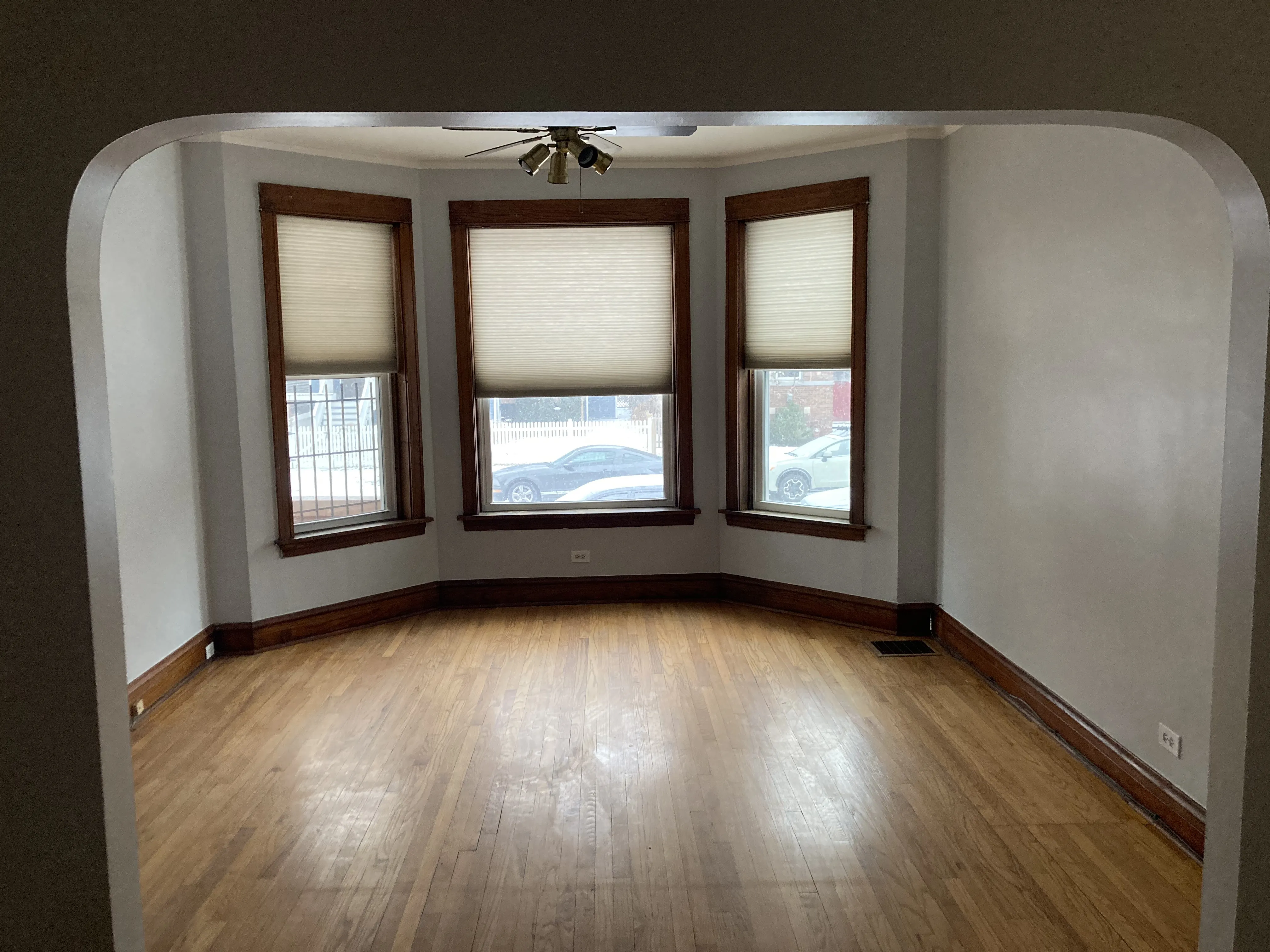 3020 N ALBANY AVE 60618-unit#01-Chicago-IL