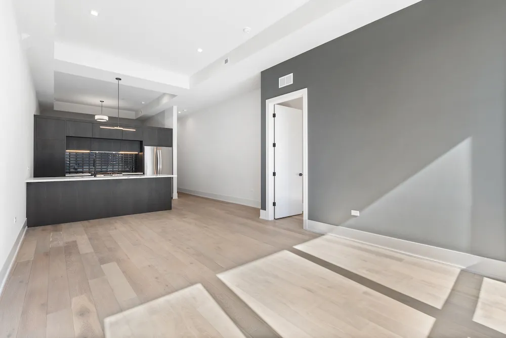 318 W GRAND AVE 60654-318 W Grand -unit#204-Chicago-IL