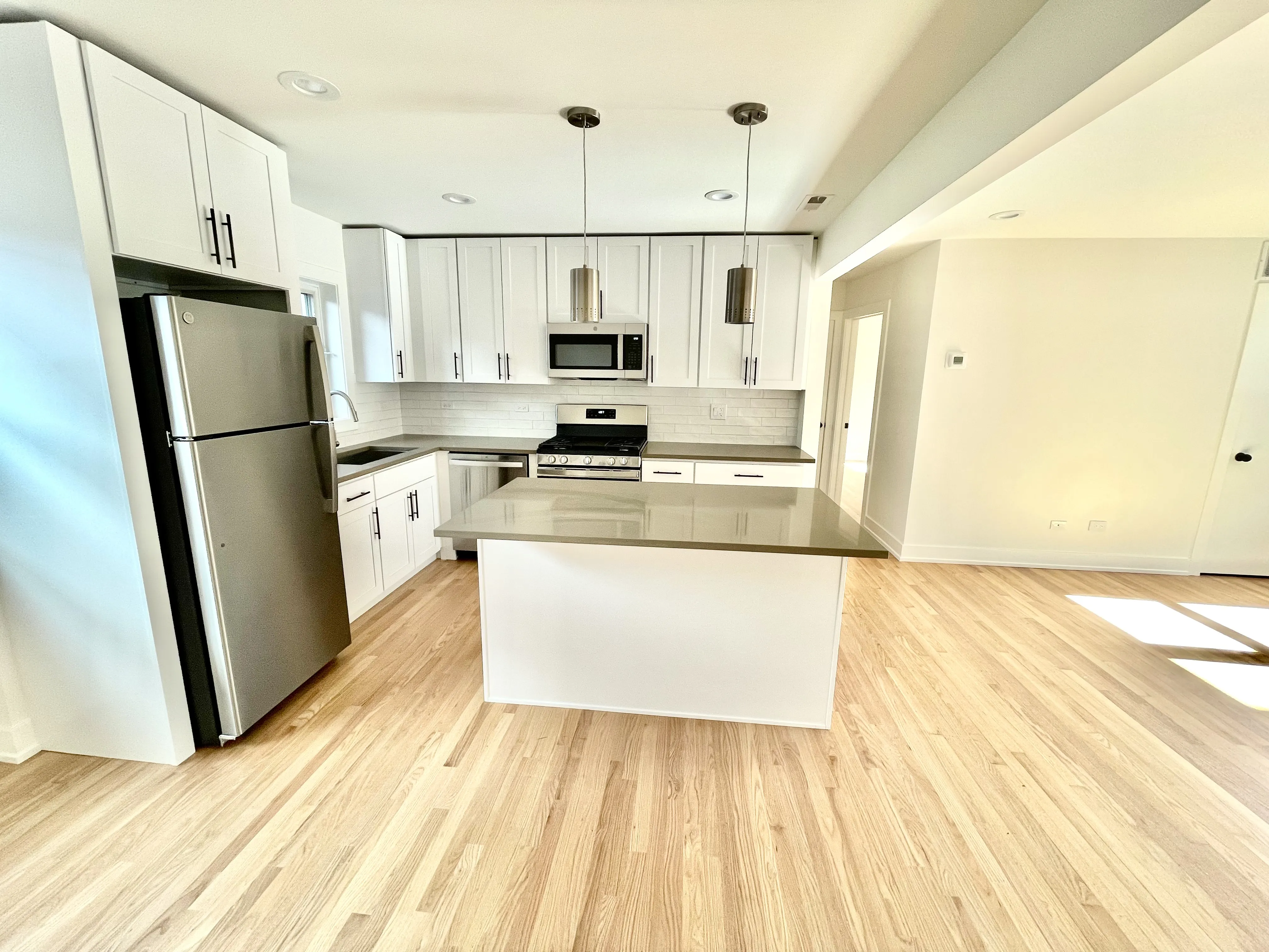 4628 N WINCHESTER AVE 60640-unit#2E-Chicago-IL