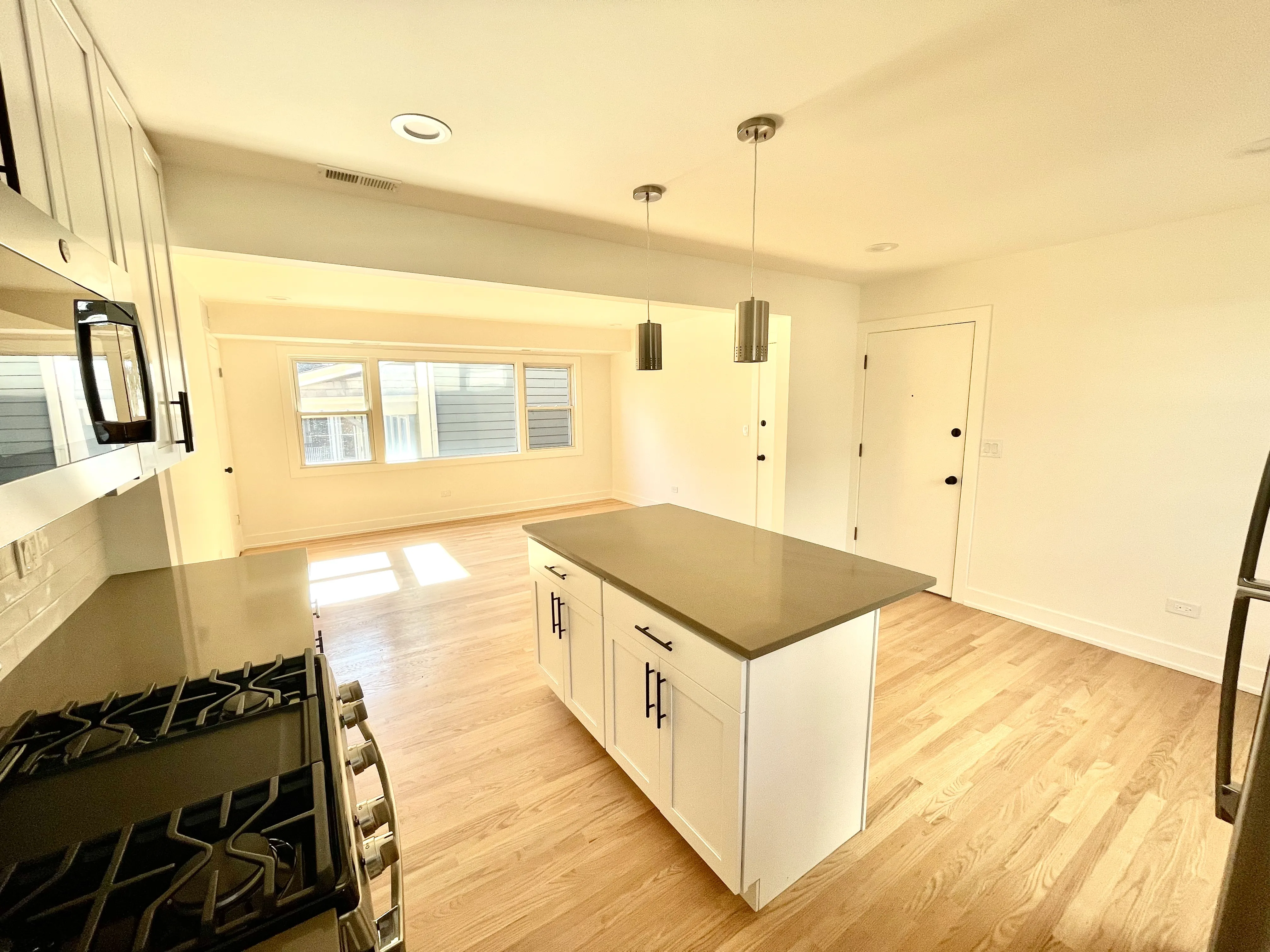 4628 N WINCHESTER AVE 60640-unit#2E-Chicago-IL