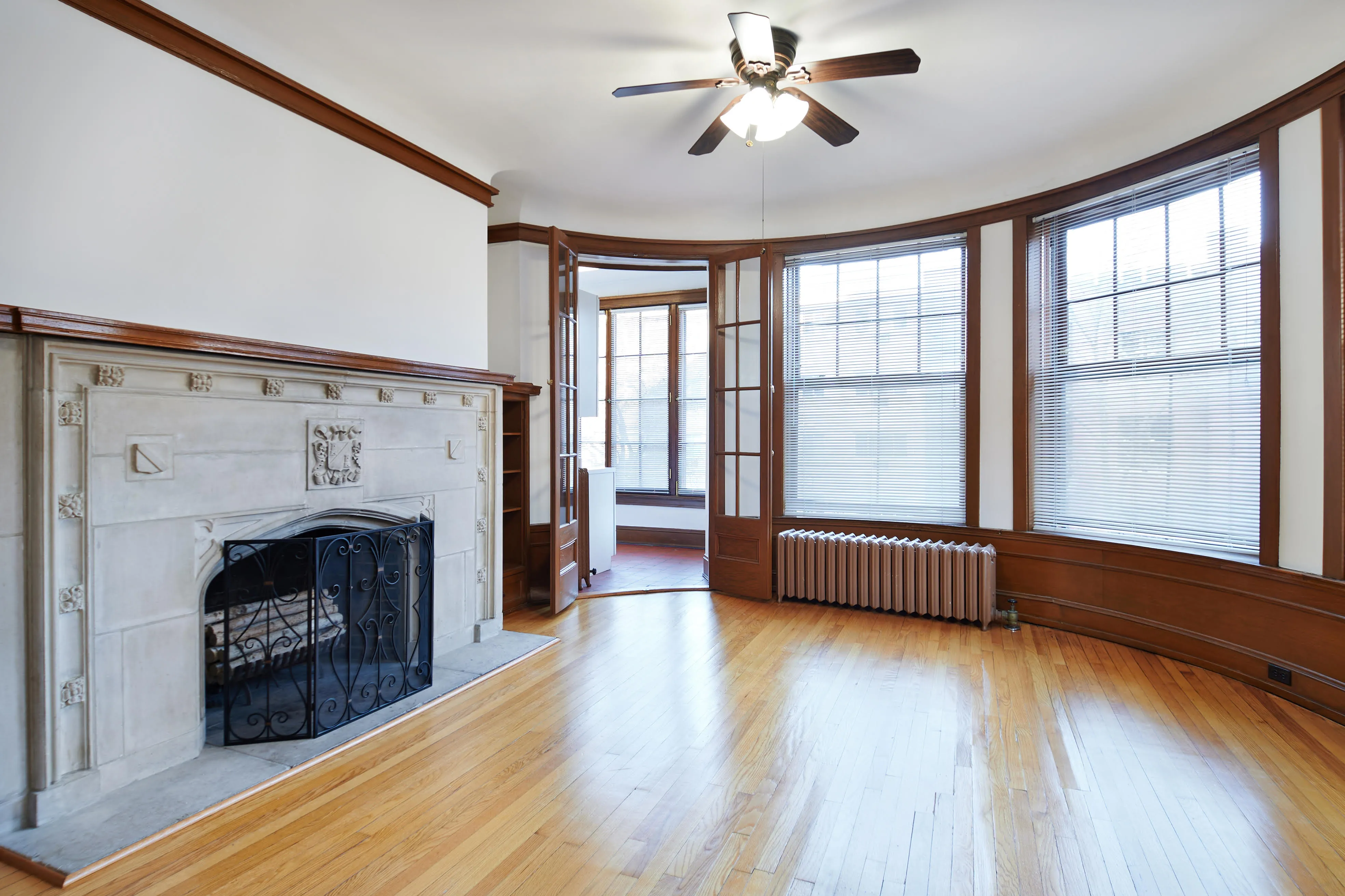 1012 W HOLLYWOOD AVE 60640-Beaconsfield Apartments-unit#A-Chicago-IL