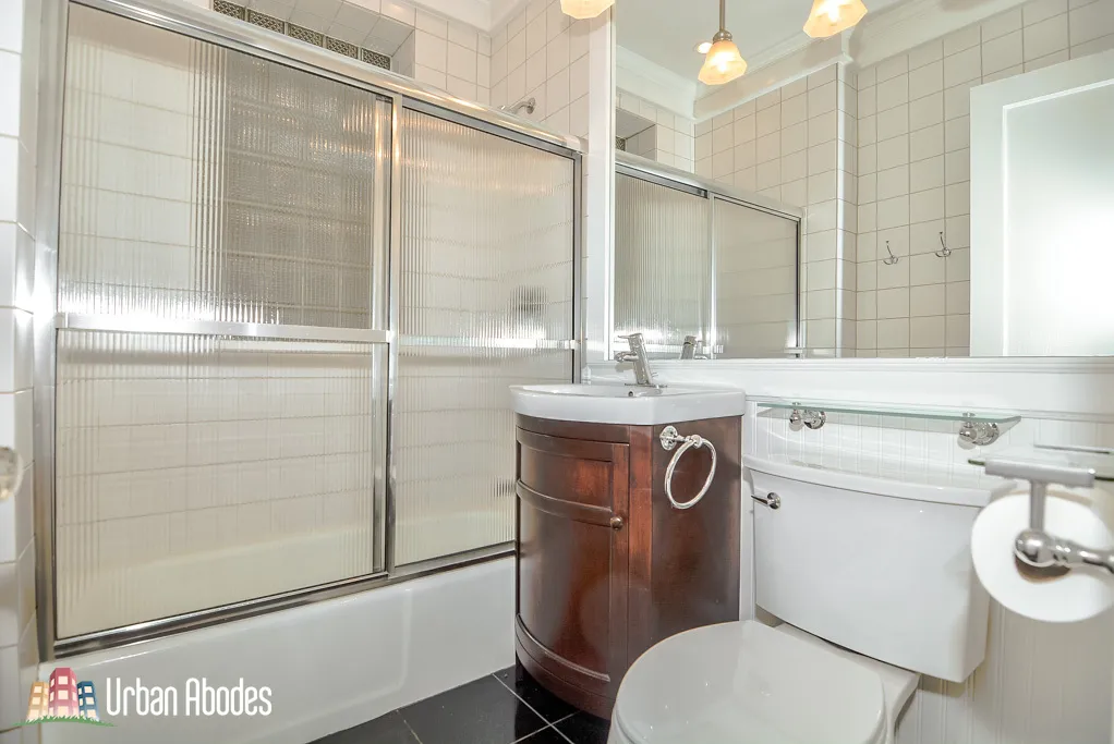 1940 W BERENICE AVE 60613-unit#2-Chicago-IL