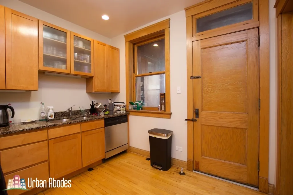 5900 N MAGNOLIA AVE 60660-unit#2-Chicago-IL