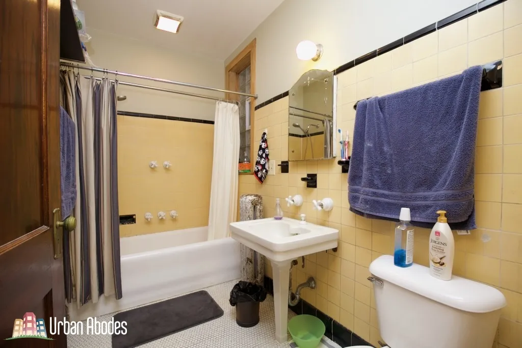 5900 N MAGNOLIA AVE 60660-unit#2-Chicago-IL