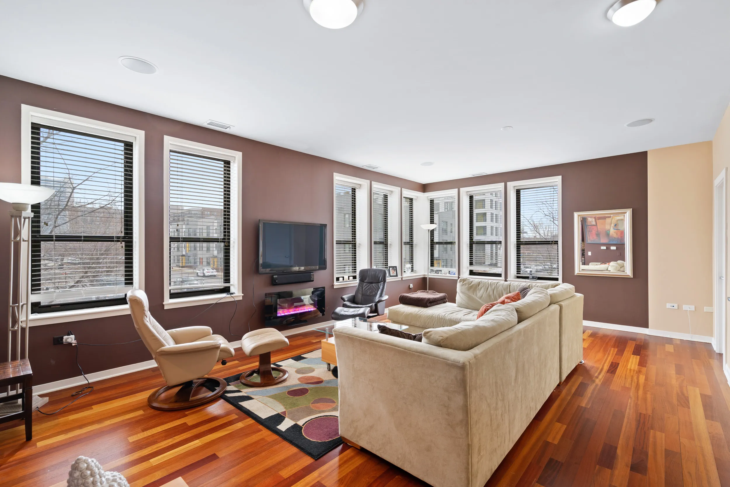 1141 N CAMBRIDGE AVE 60610-Chicago-IL
