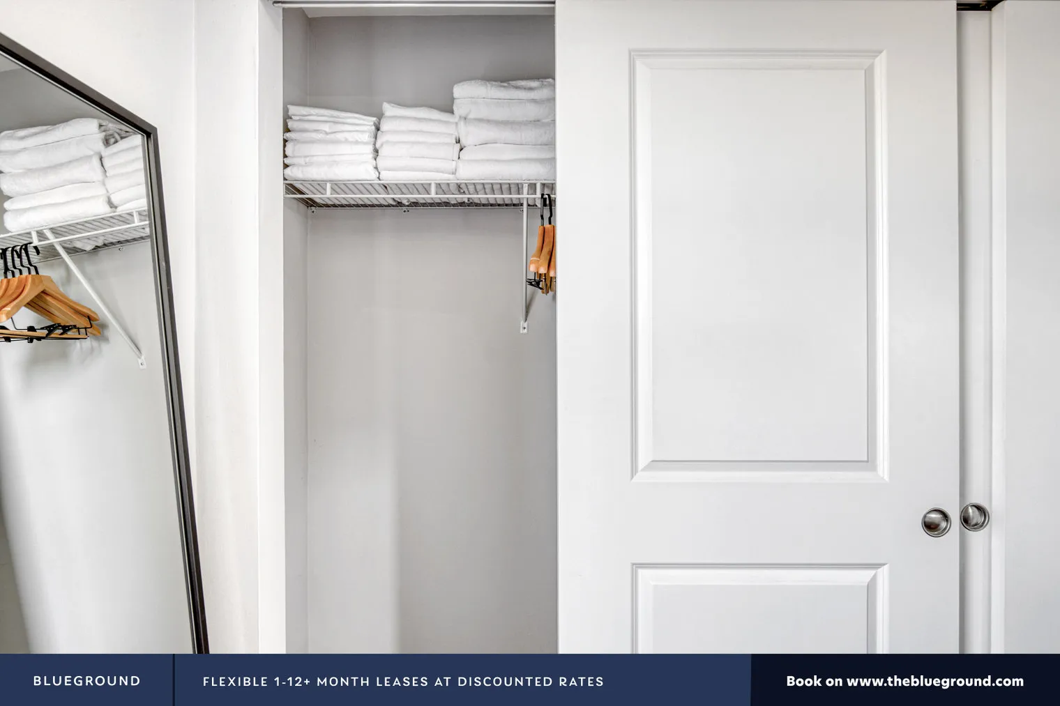 911 W SCHOOL ST 60657-3264 N. Clark-unit#ID459-Chicago-IL