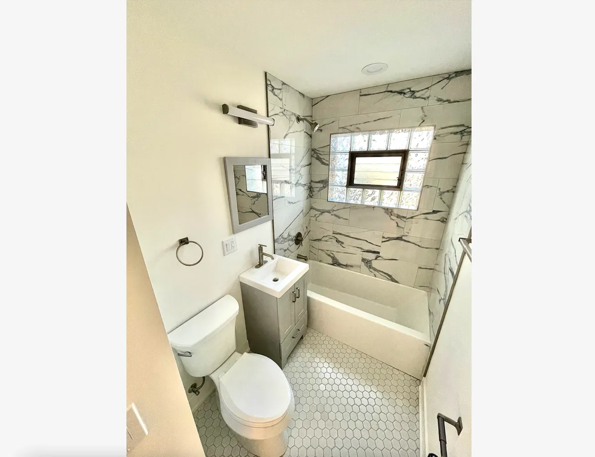 4628 N WINCHESTER AVE 60640-unit#2E-Chicago-IL