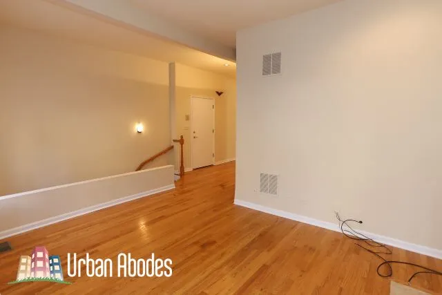 1017 W DAKIN ST 60613-unit#2-Chicago-IL