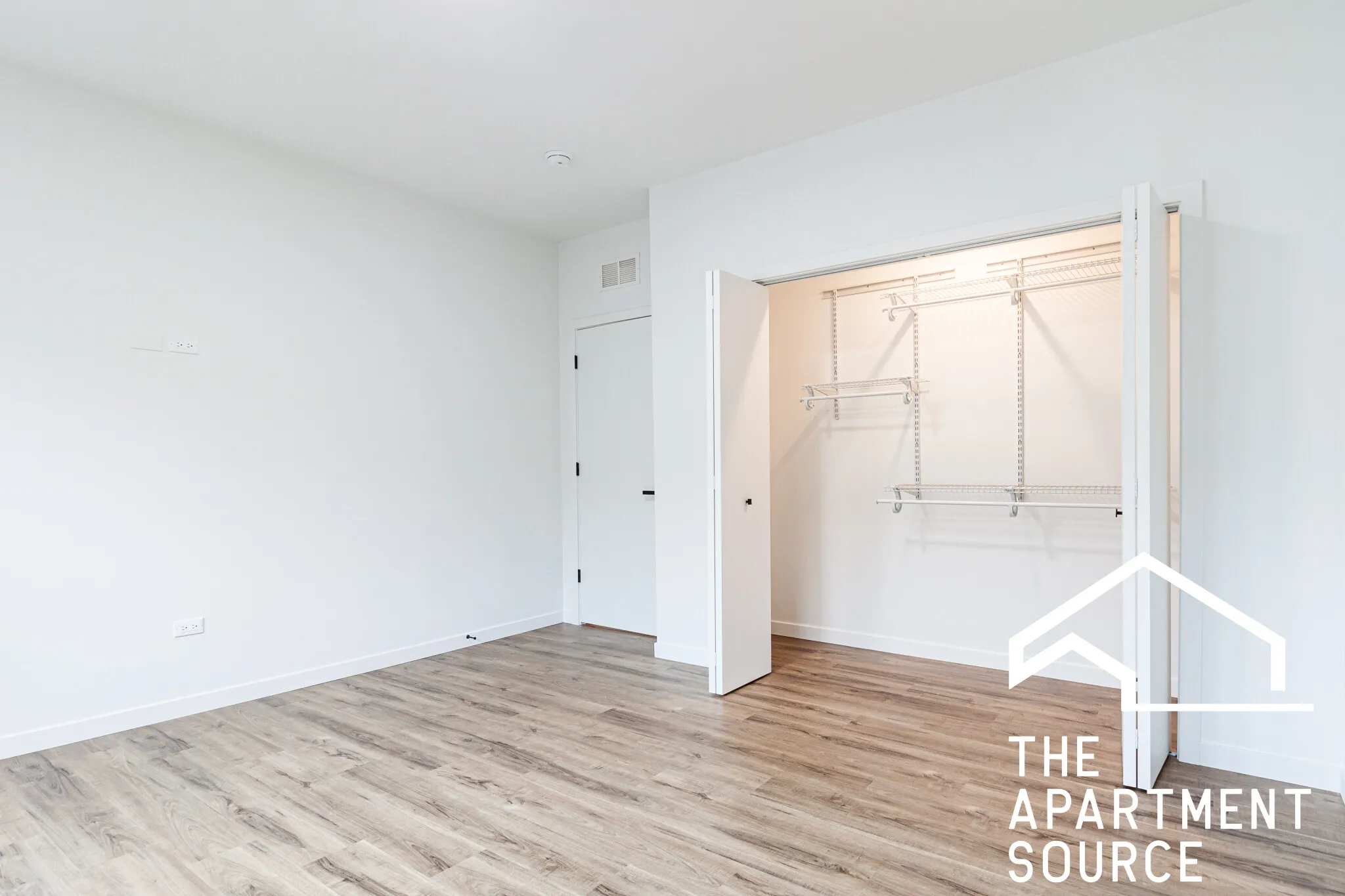 1428 W JONQU TER 60626-unit#3-Chicago-IL