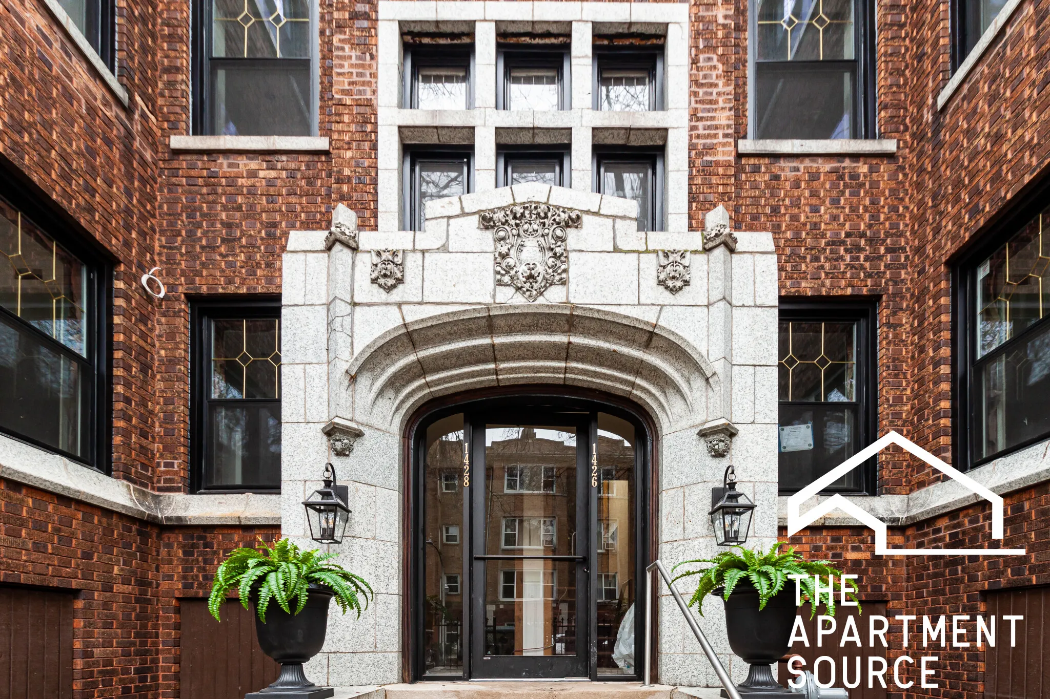 1428 W JONQU TER 60626-unit#3-Chicago-IL