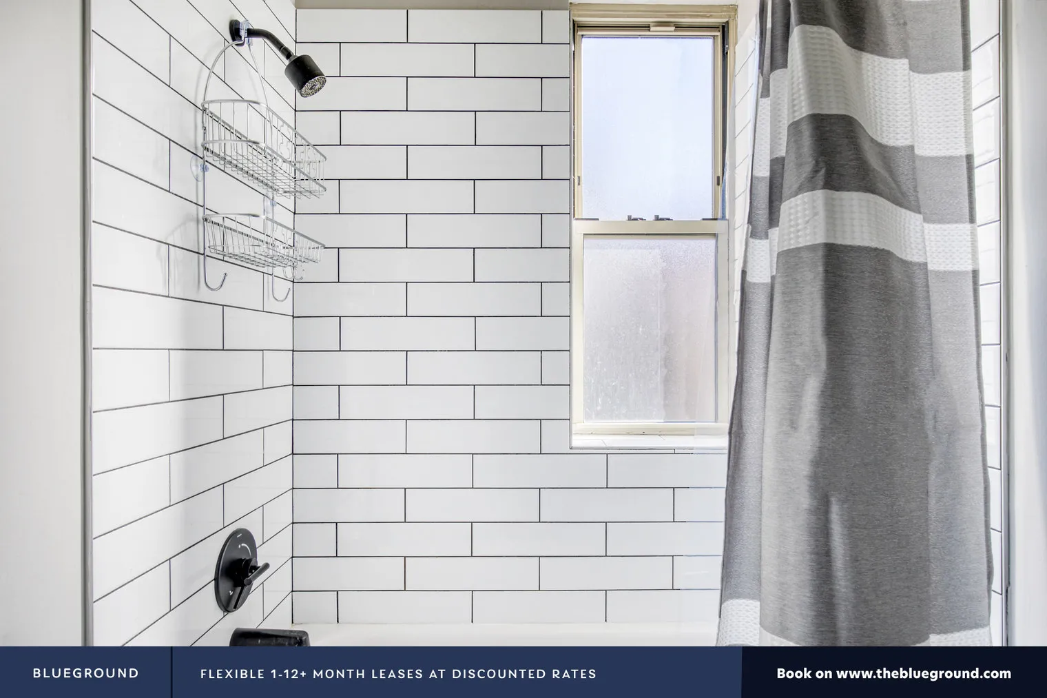 911 W SCHOOL ST 60657-3264 N. Clark-unit#ID459-Chicago-IL