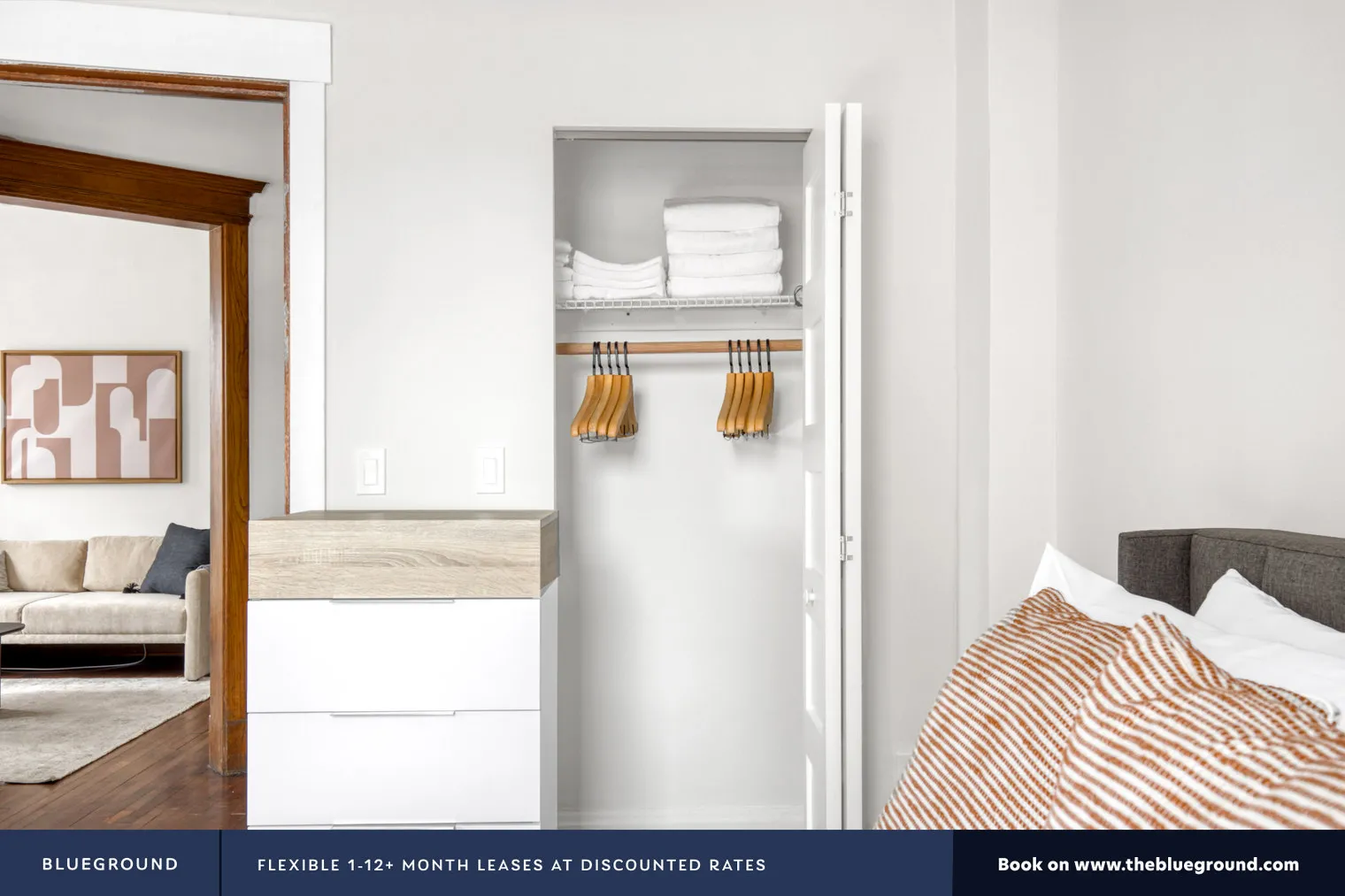 1000 W DAKIN ST 60613- 1000 W. Dakin-unit#ID638-Chicago-IL