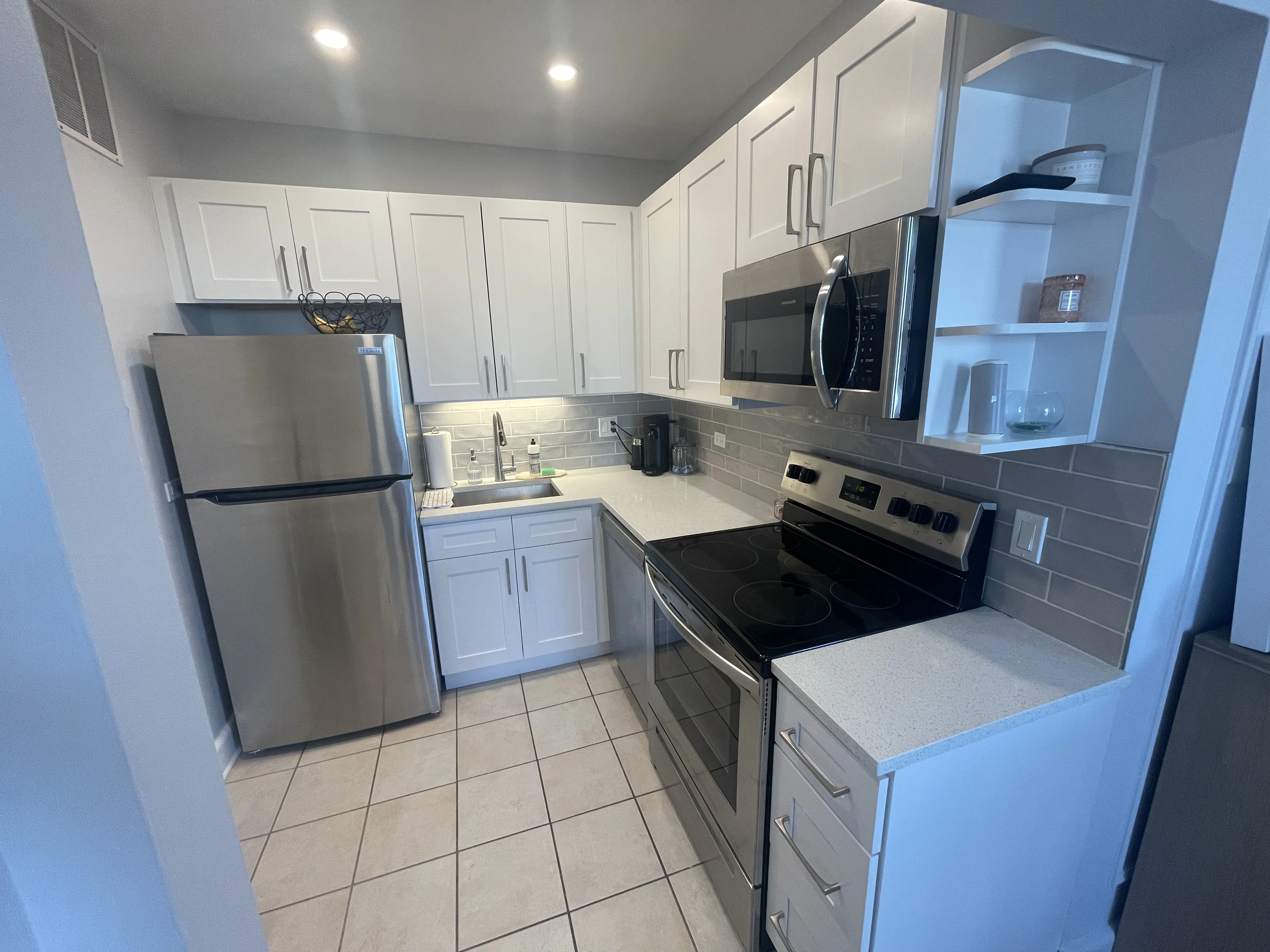 10 W ELM ST 60610-Elm Apartments-unit#5-Chicago-IL
