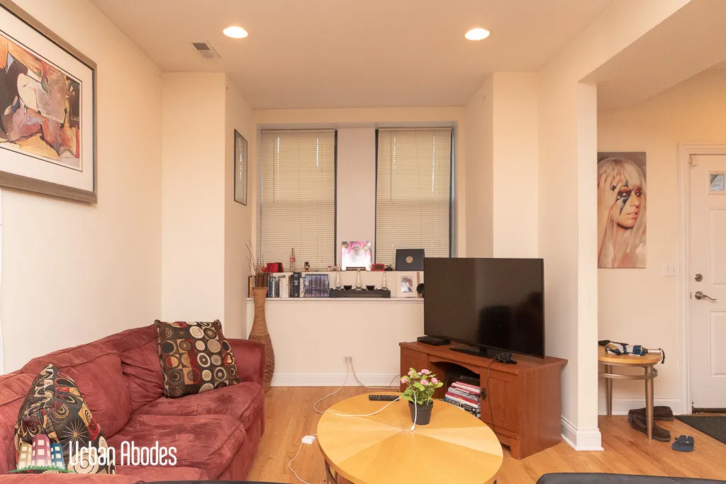 2906 W PALMER ST 60647-unit#B-Chicago-IL