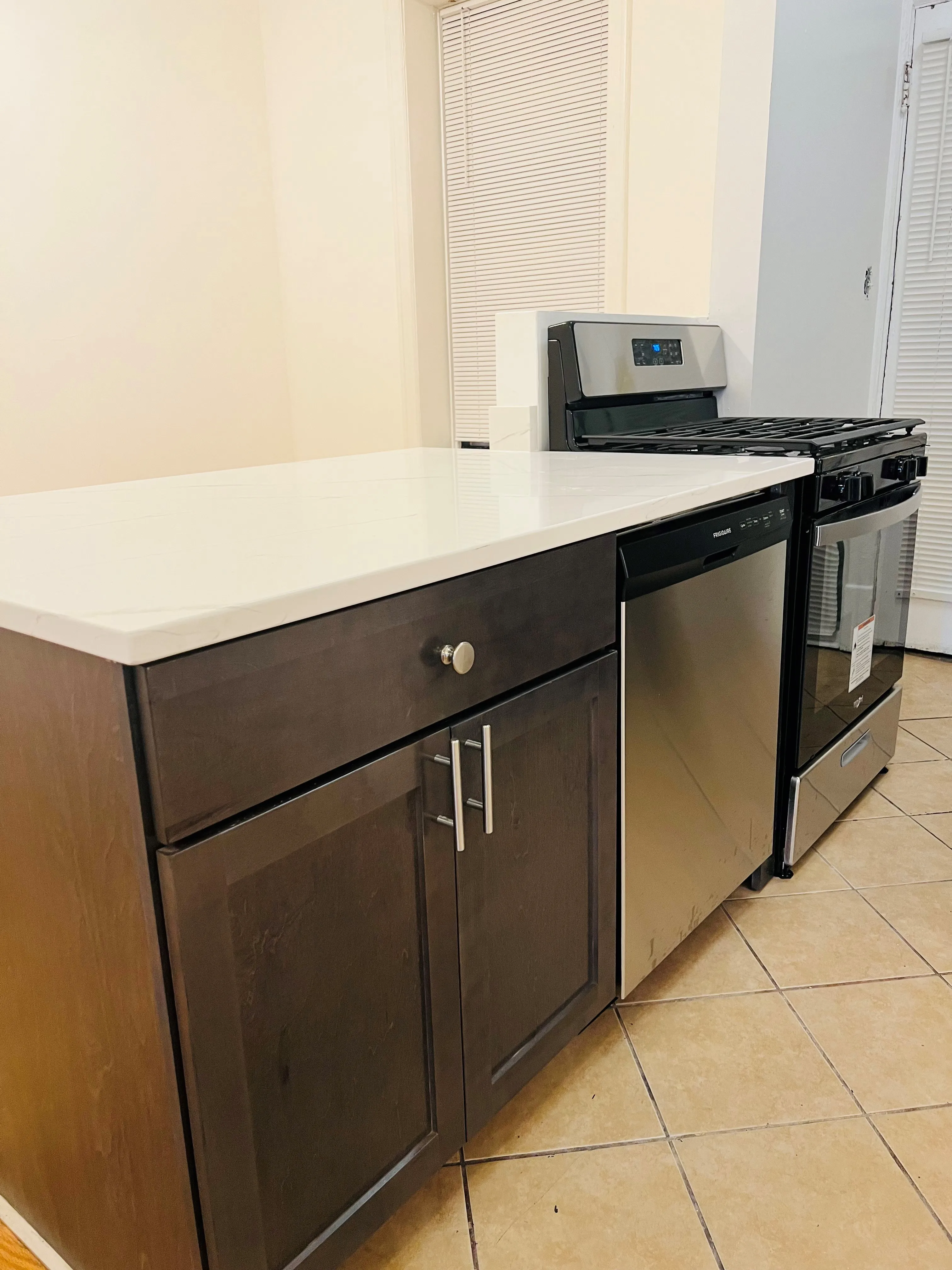 1912 N LINCOLN PARK WEST 60614-Park West Apartments-unit#1S-Chicago-IL