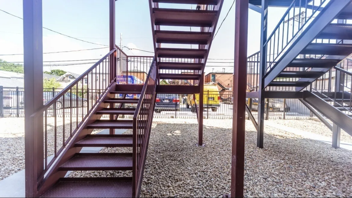 2424 W FLMORE ST 60612-unit#3-Chicago-IL